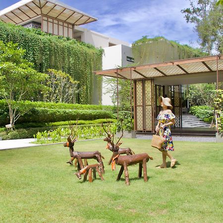 Proud Phuket, Naiyang Beach Exterior foto
