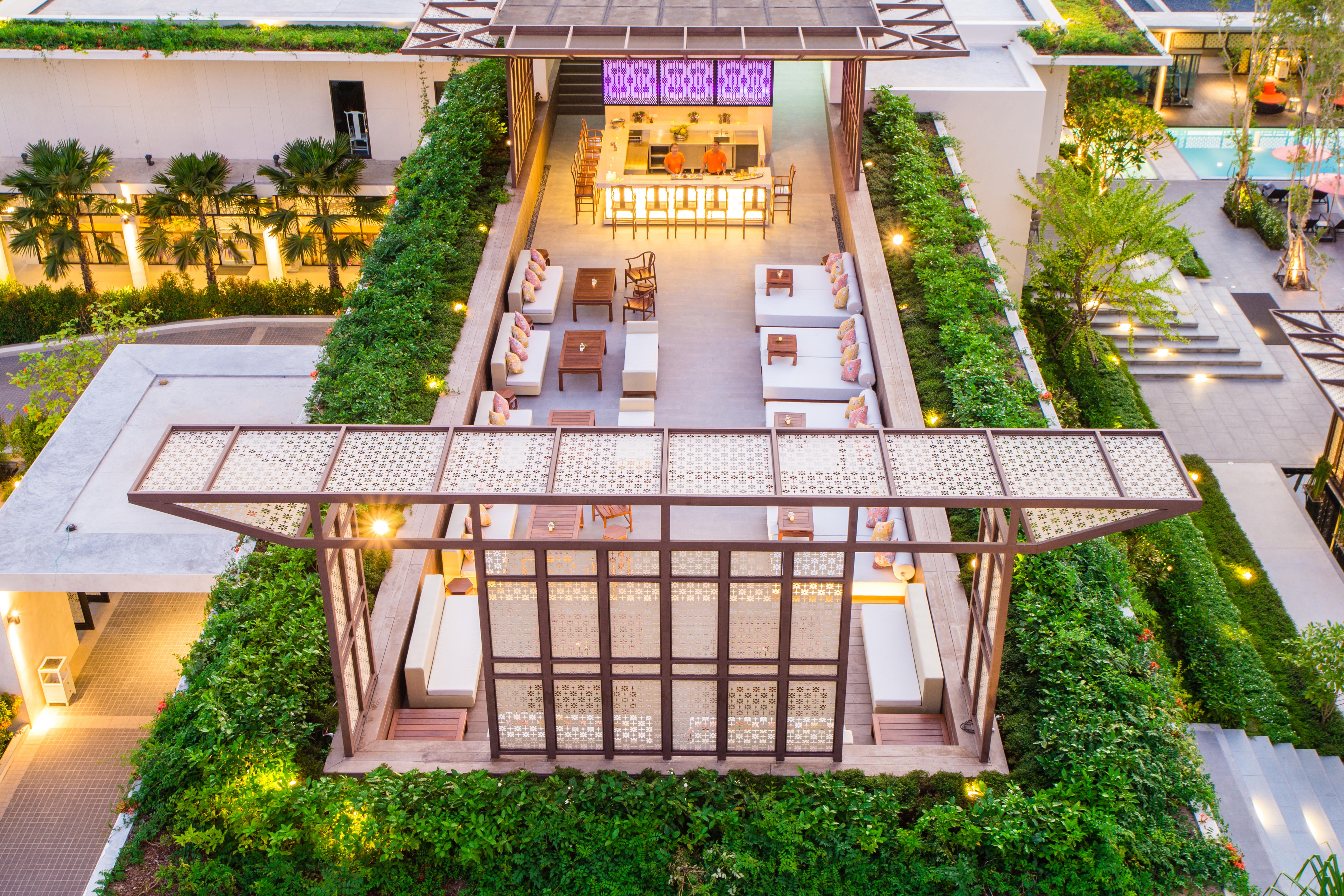 Proud Phuket, Naiyang Beach Exterior foto