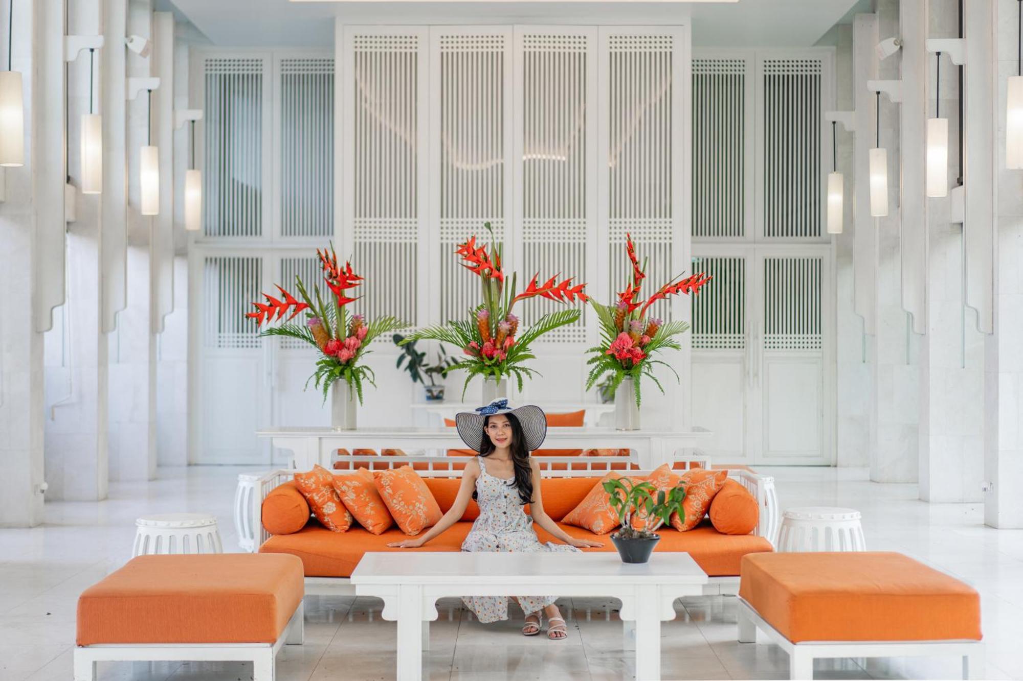 Proud Phuket, Naiyang Beach Exterior foto